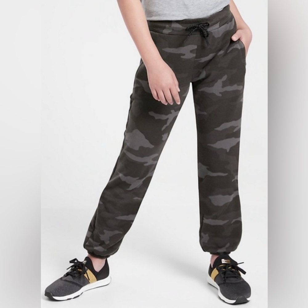 Athleta Girl Warm Up Sweatpants - black camo